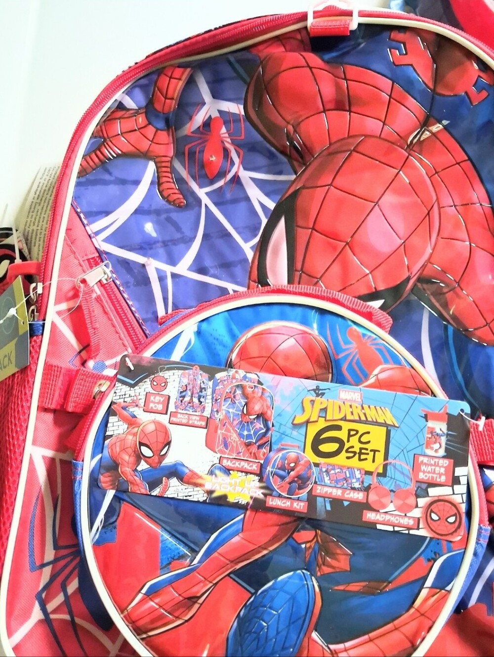 NWT Marvel Spider-Man Light Up Backpack 6 Piece Set Boy's Headphones Lunch Bag - Picture 9 of 17